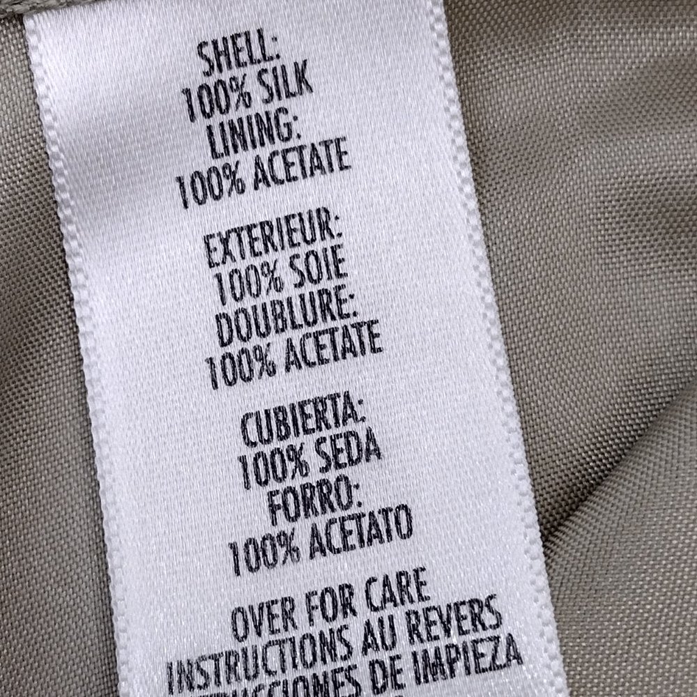 Business or Casual Three-Piece Silk Suit - Picture 15 of 16